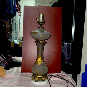 Victorian era 1940s table lamp- Offers always welcome